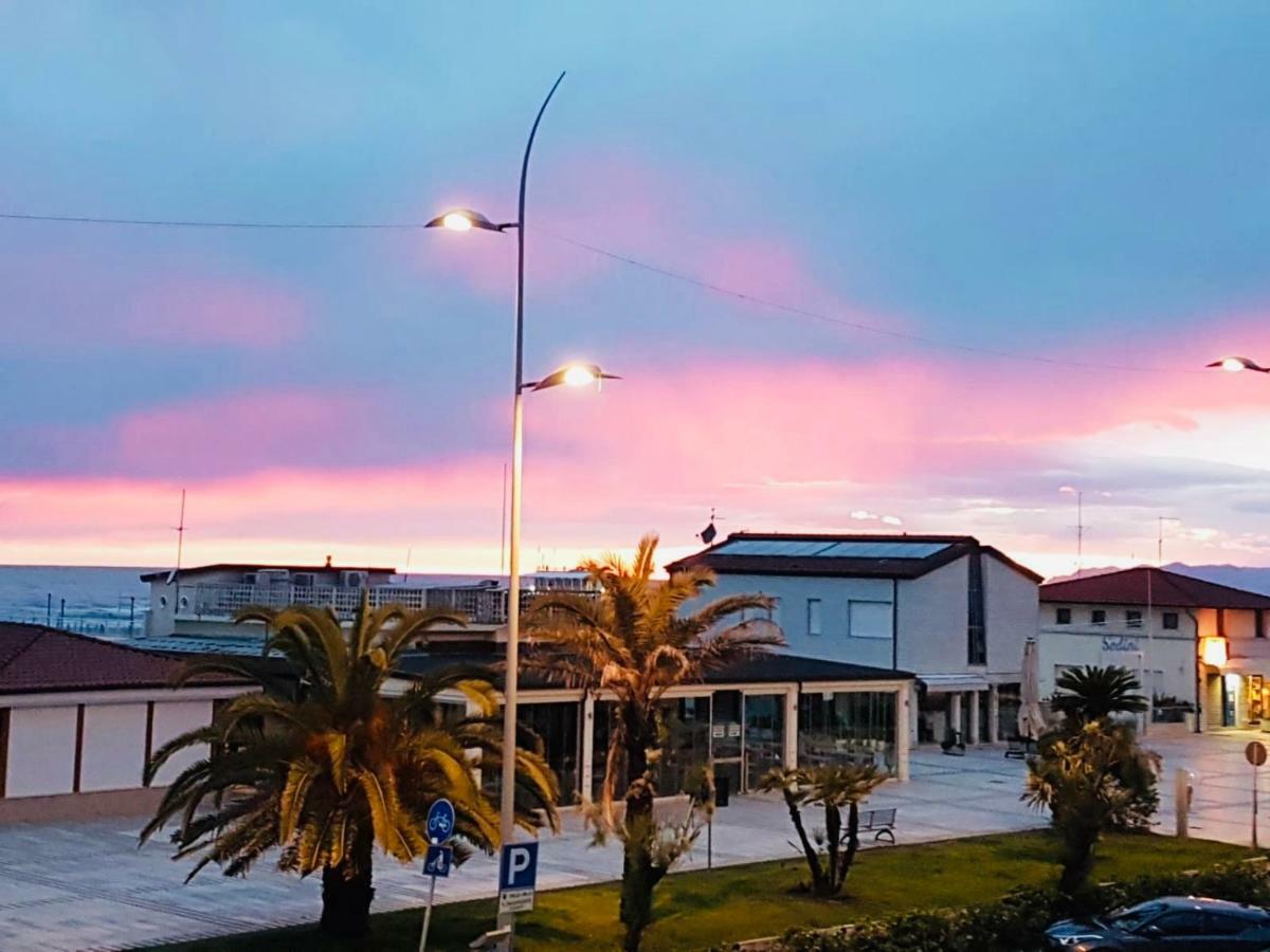 ليدو دي كامايوري Hotel Valdinievole المظهر الخارجي الصورة